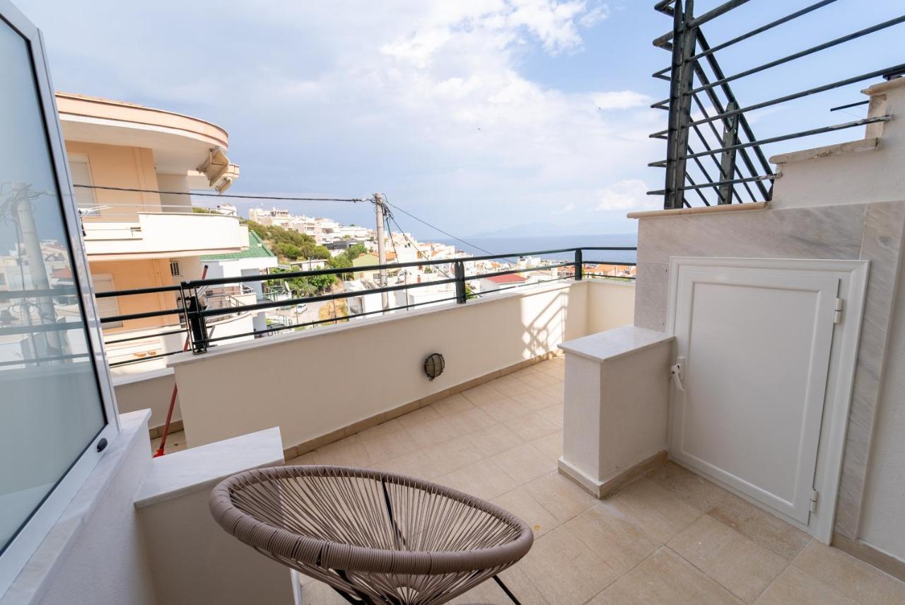 Apartment In Calm Kavala